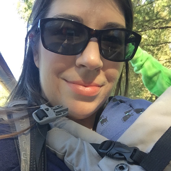 Meet your Posher, Jessica - Picture 1 of 1